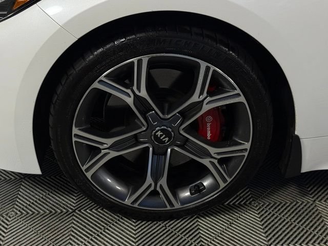 Used 2018 Kia Stinger GT2 AWD/4WD image 14