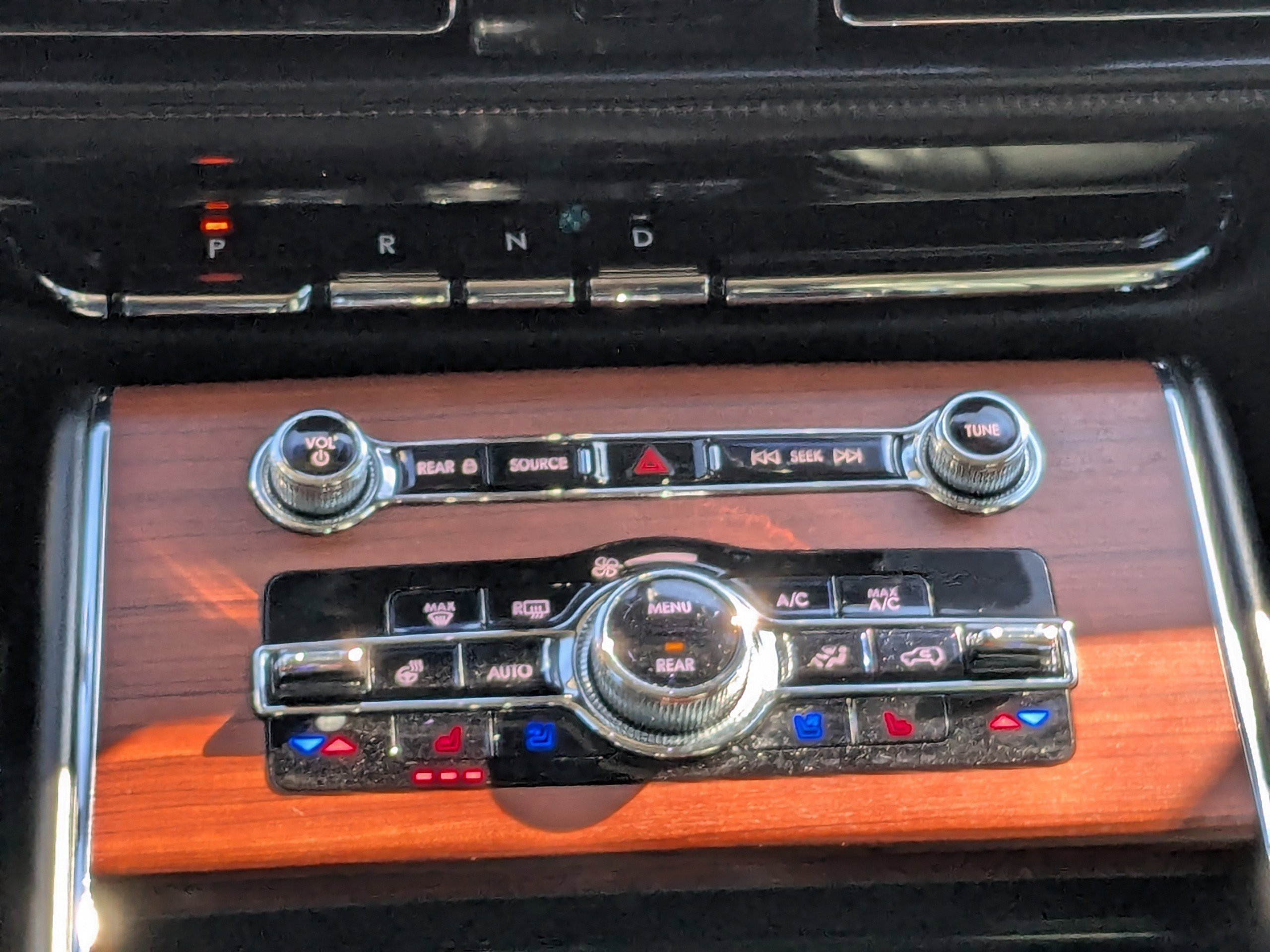 Used 2022 Lincoln Aviator Reserve w/ Equipment Group 201A image 21