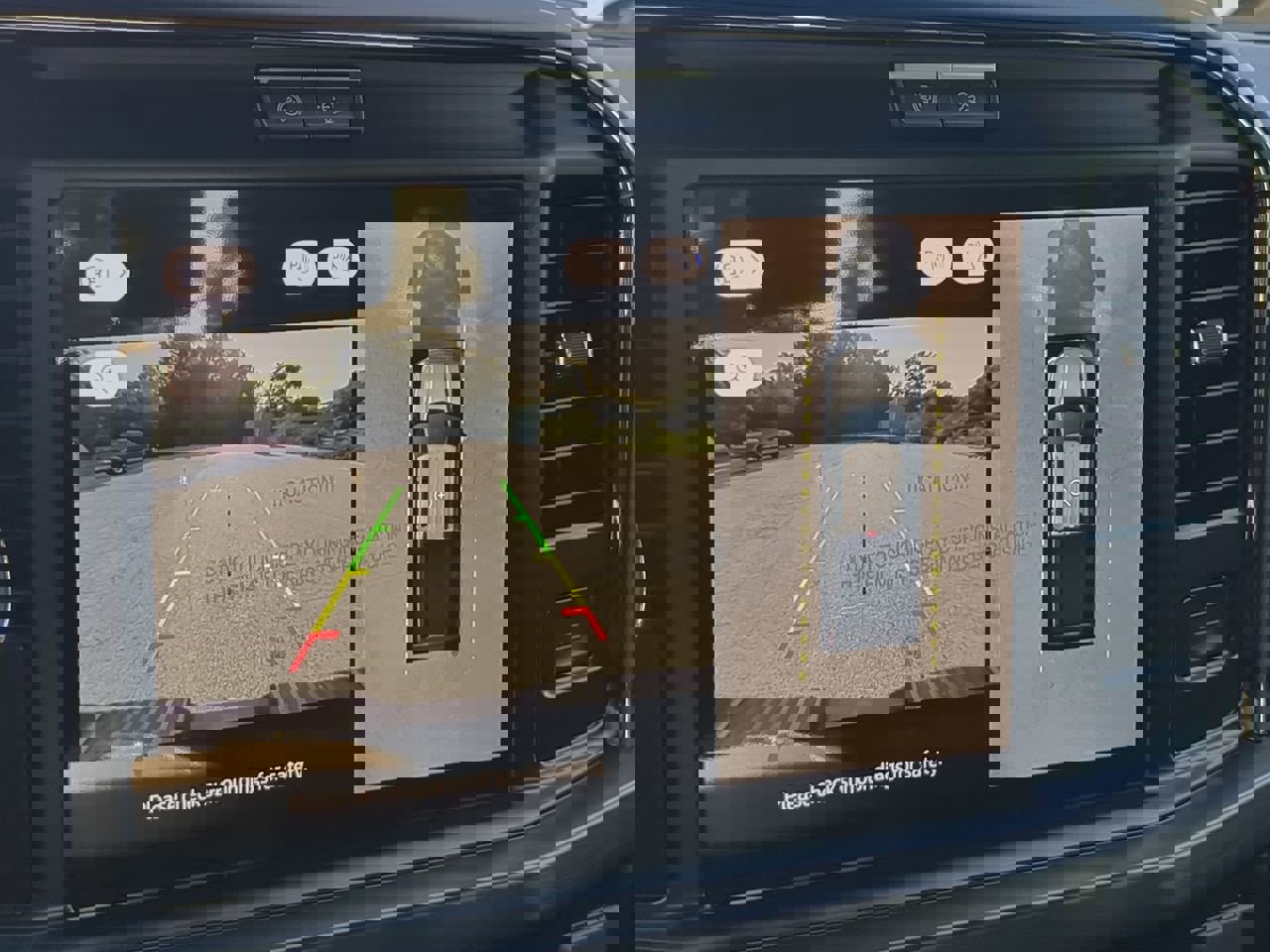 New 2026 Ford F250 Lariat w/ Chrome Package image 18