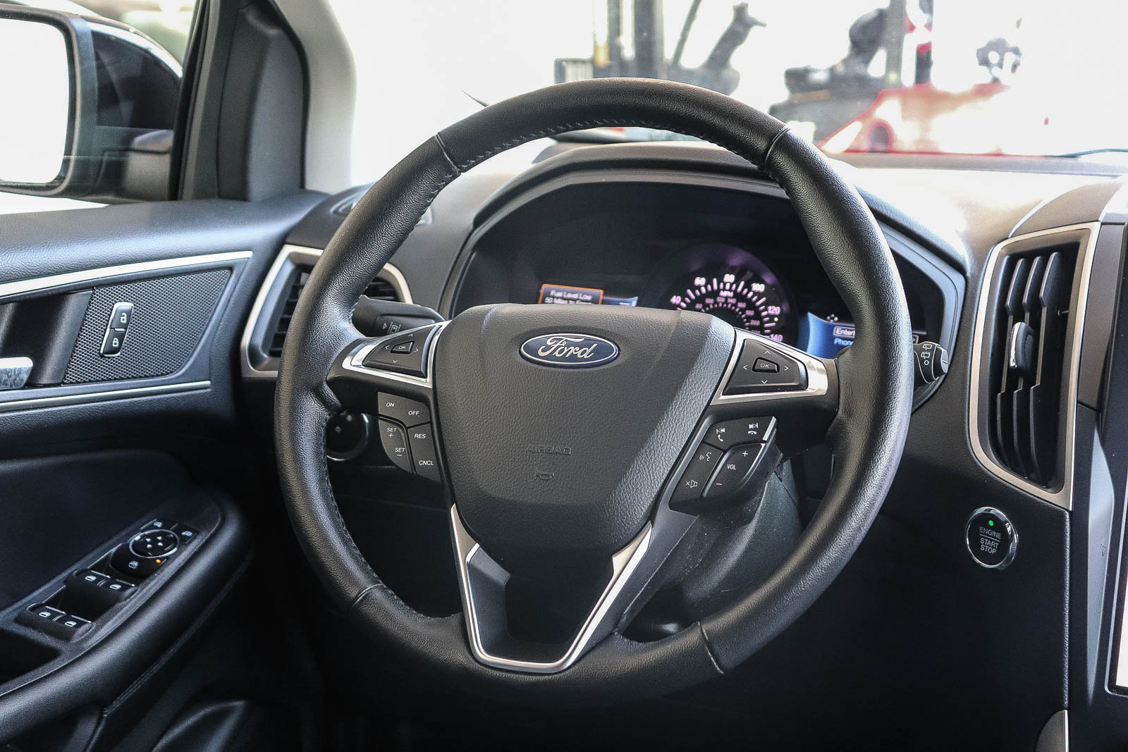 Used 2023 Ford Edge SEL w/ Convenience Package AWD/4WD image 18