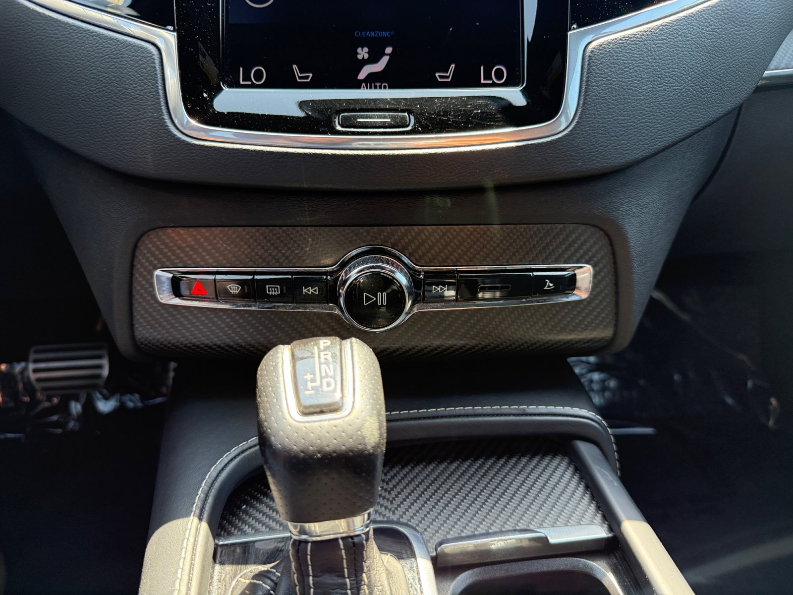 Used 2019 Volvo XC90 T6 R-Design w/ Advanced Package AWD/4WD image 13