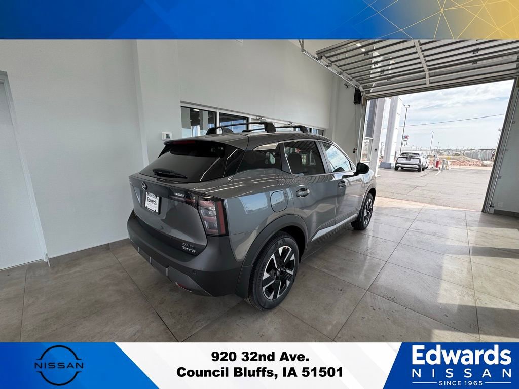 New 2025 Nissan Kicks SV w/ SV Premium Package AWD/4WD image 4