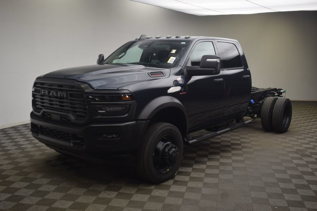 New 2026 RAM 5500 Tradesman AWD/4WD image 15