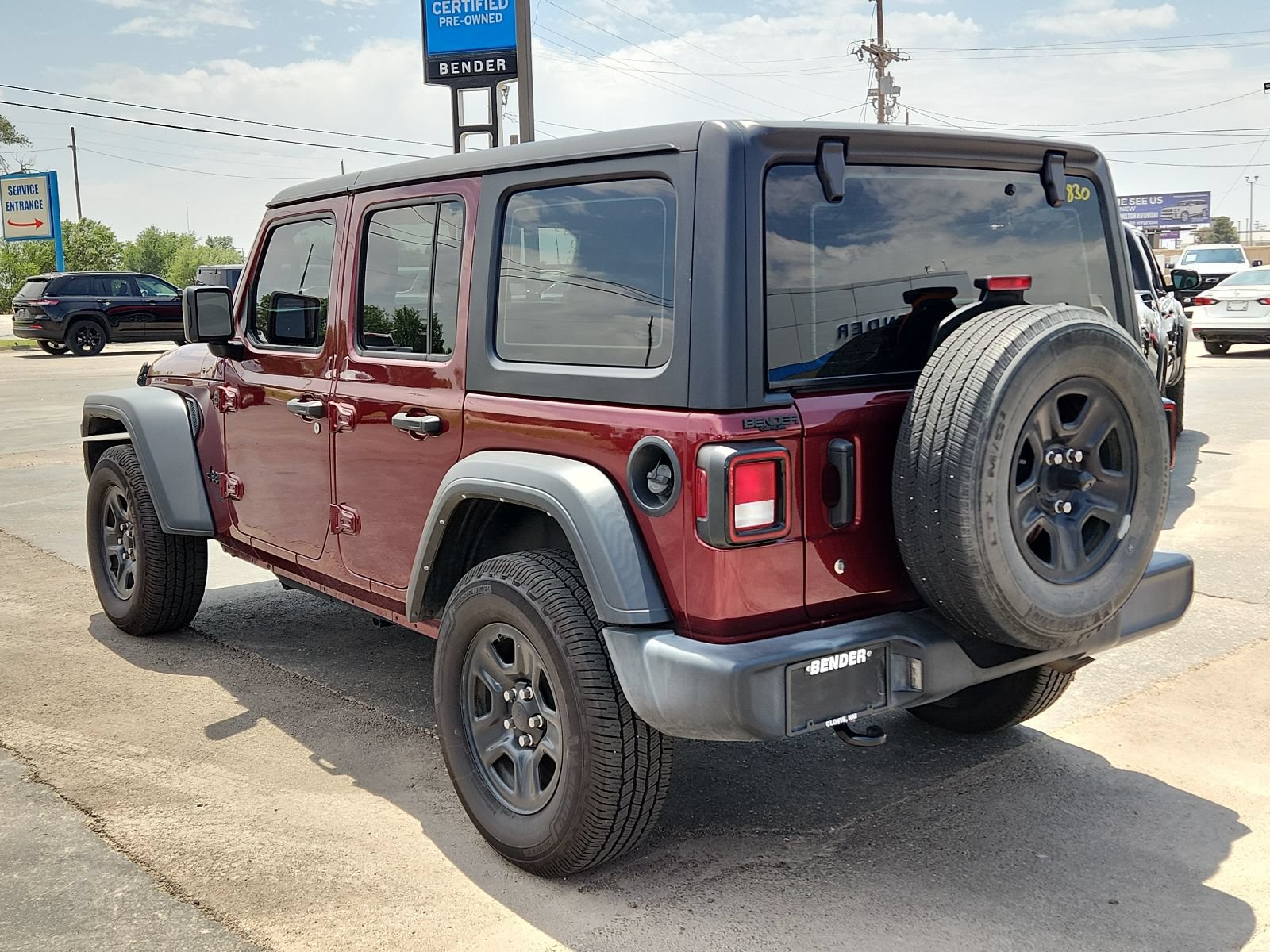 Used 2021 Jeep Wrangler Unlimited Sport AWD/4WD image 3