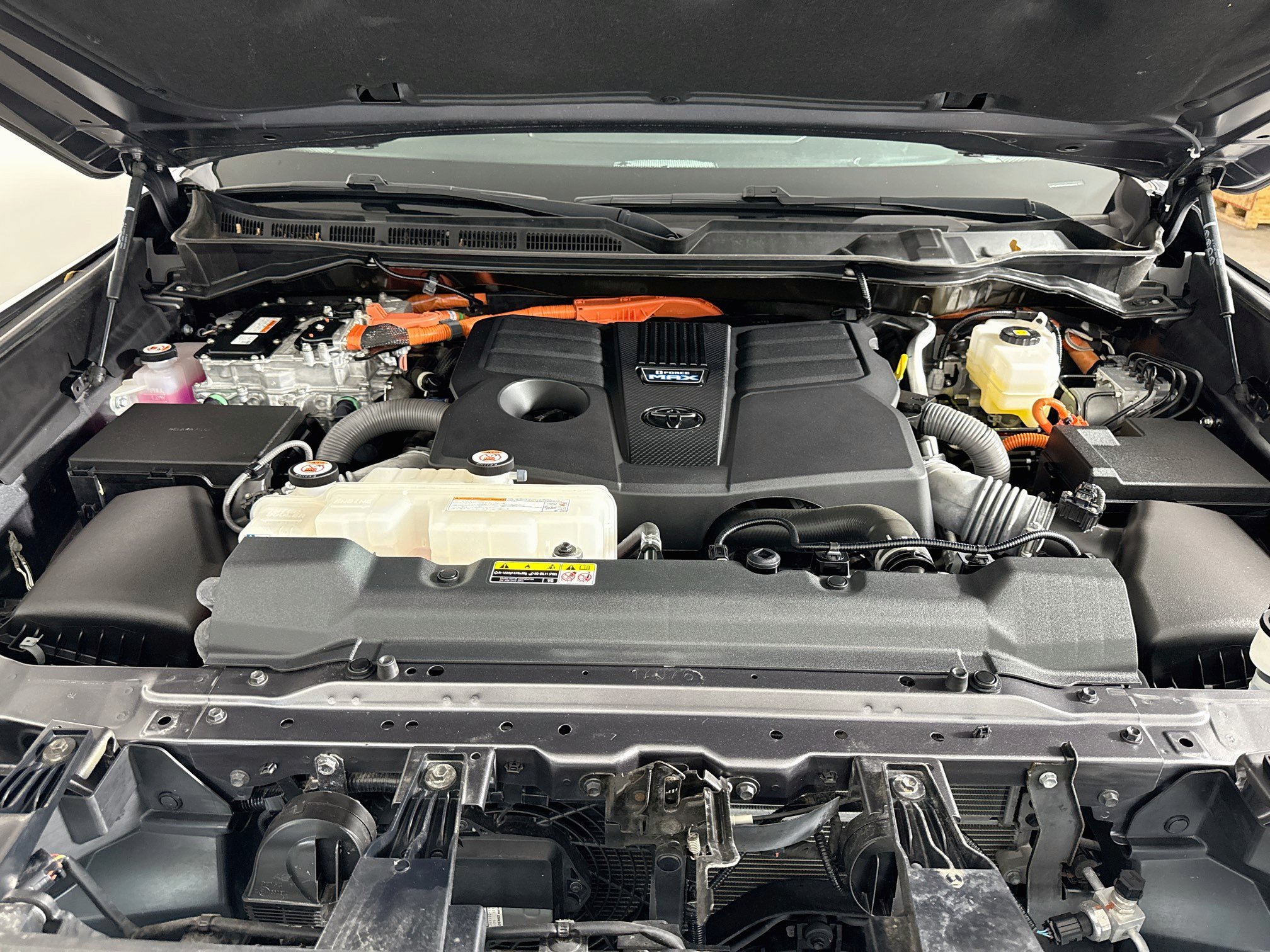 Used 2023 Toyota Tundra Capstone AWD/4WD image 31