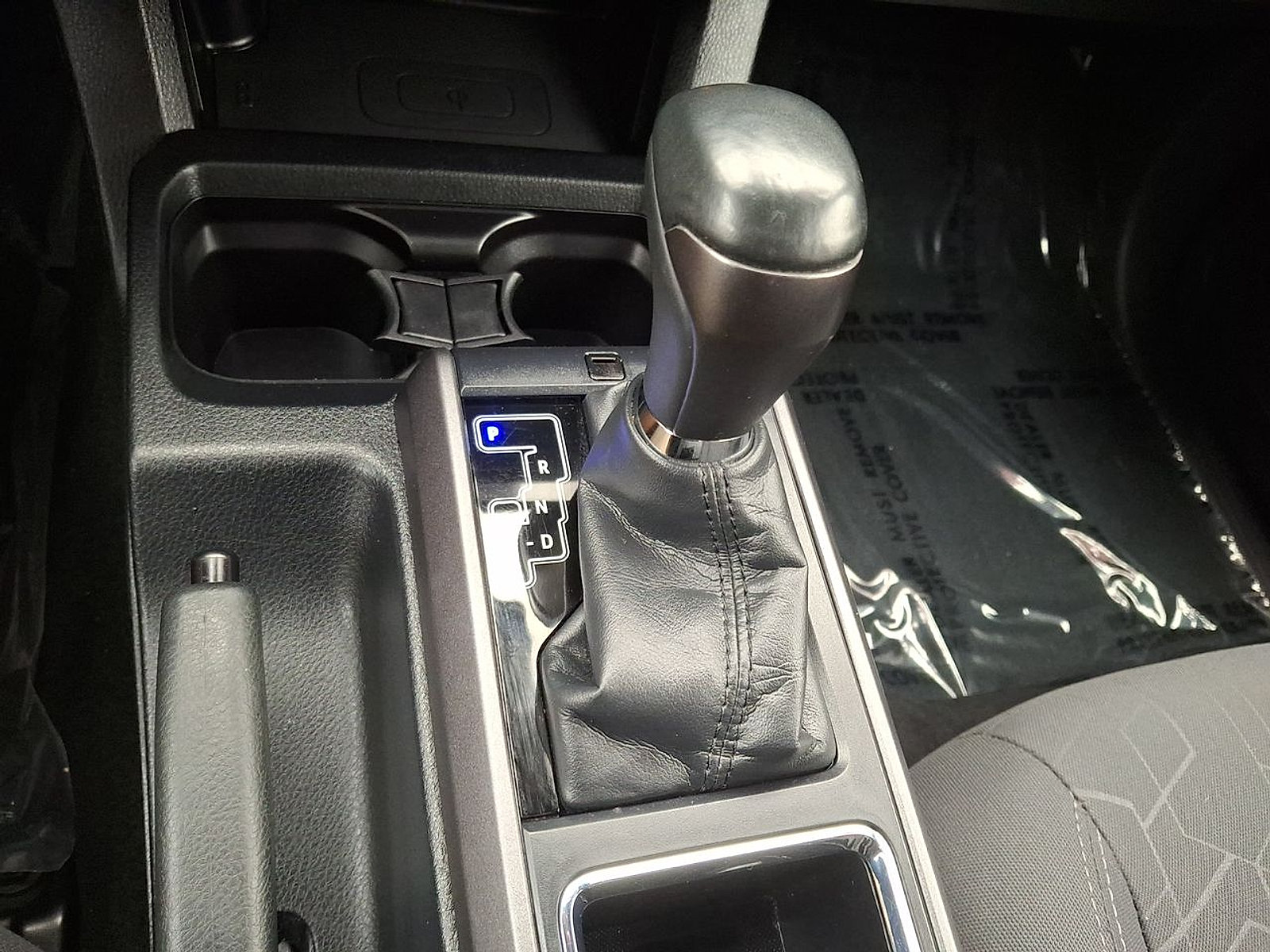 Certified 2019 Toyota Tacoma TRD Sport AWD/4WD image 16