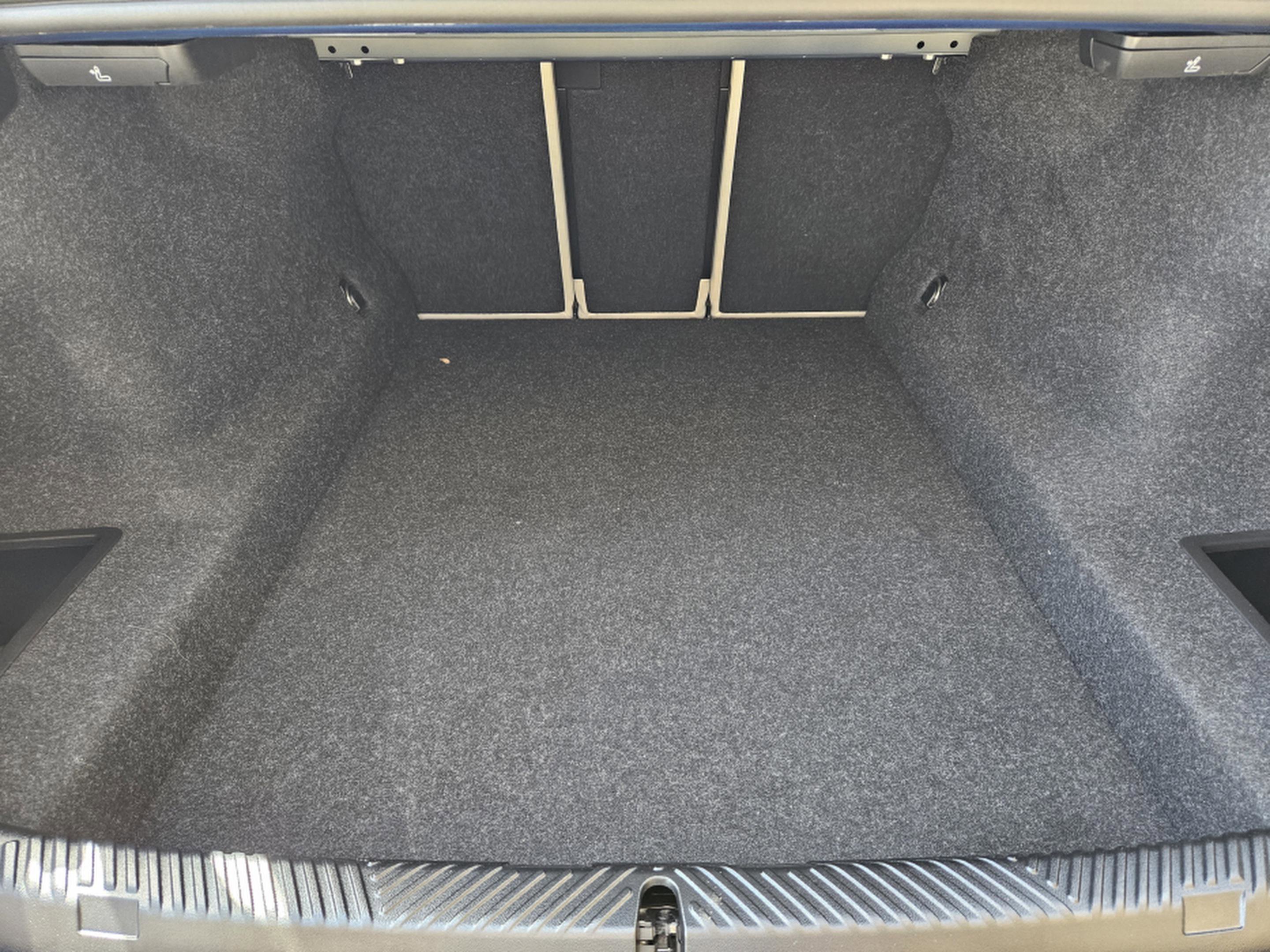 Used 2025 BMW 540i xDrive AWD/4WD image 28