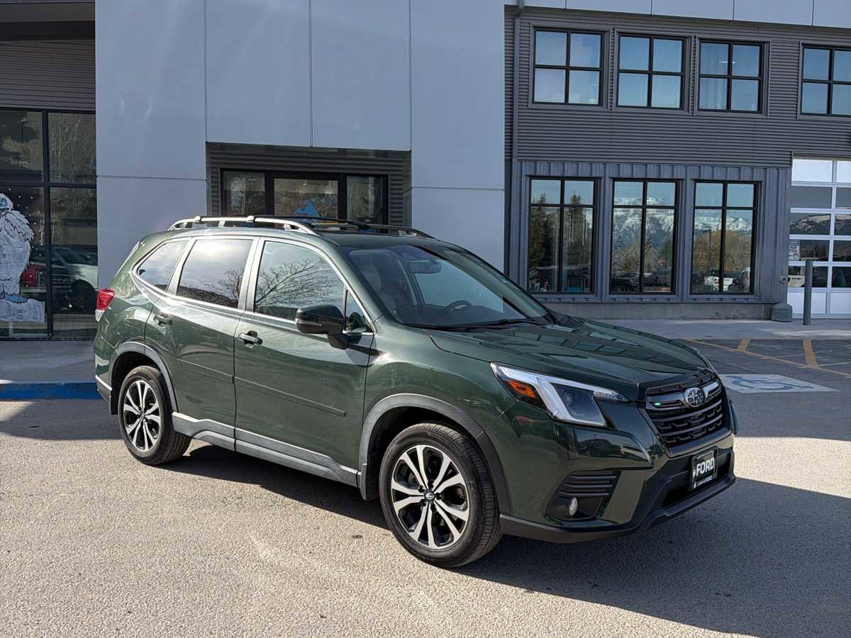 Used 2022 Subaru Forester Limited image 9