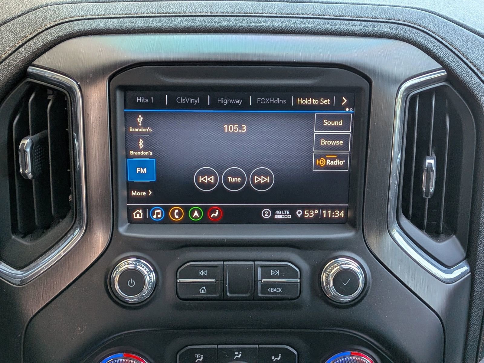 Used 2020 GMC Sierra 1500 AT4 w/ AT4 Premium Package image 9