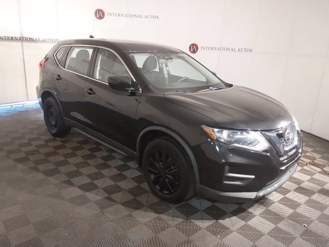Used 2018 Nissan Rogue S AWD/4WD image 3