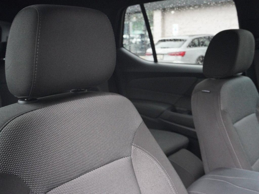 Used 2023 Chevrolet Traverse LT AWD/4WD image 30