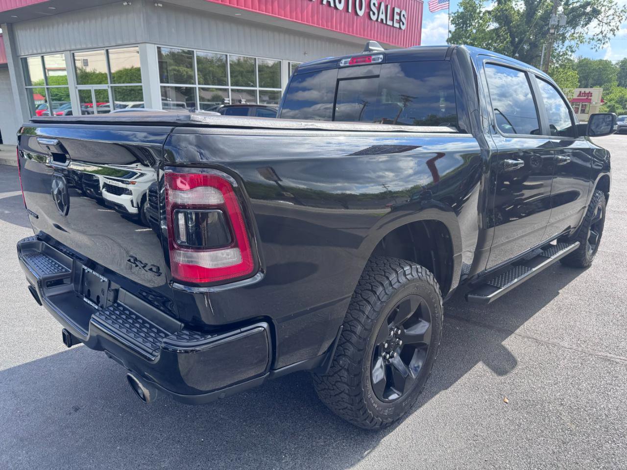 Used 2019 RAM 1500 Sport w/ Advanced Safety Group AWD/4WD image 3