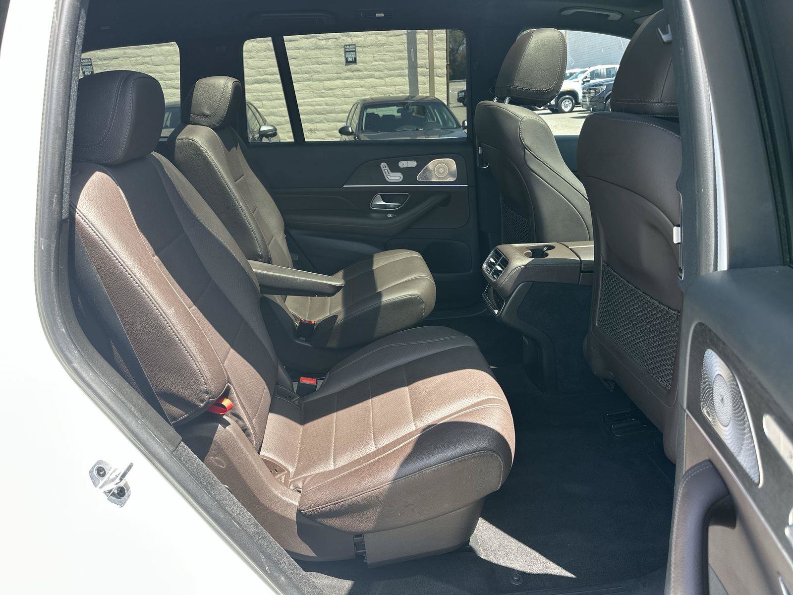 Used 2022 Mercedes-Benz GLS 450 4MATIC image 27