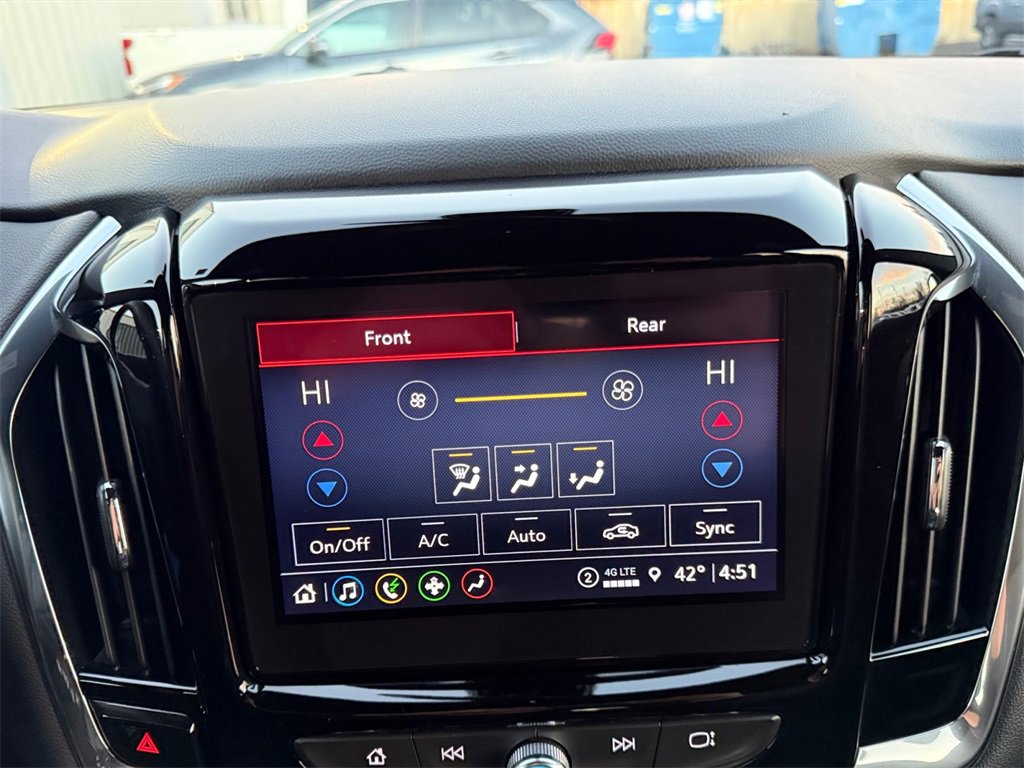 Used 2023 Chevrolet Traverse LT w/ LPO, Floor Liner Package image 16