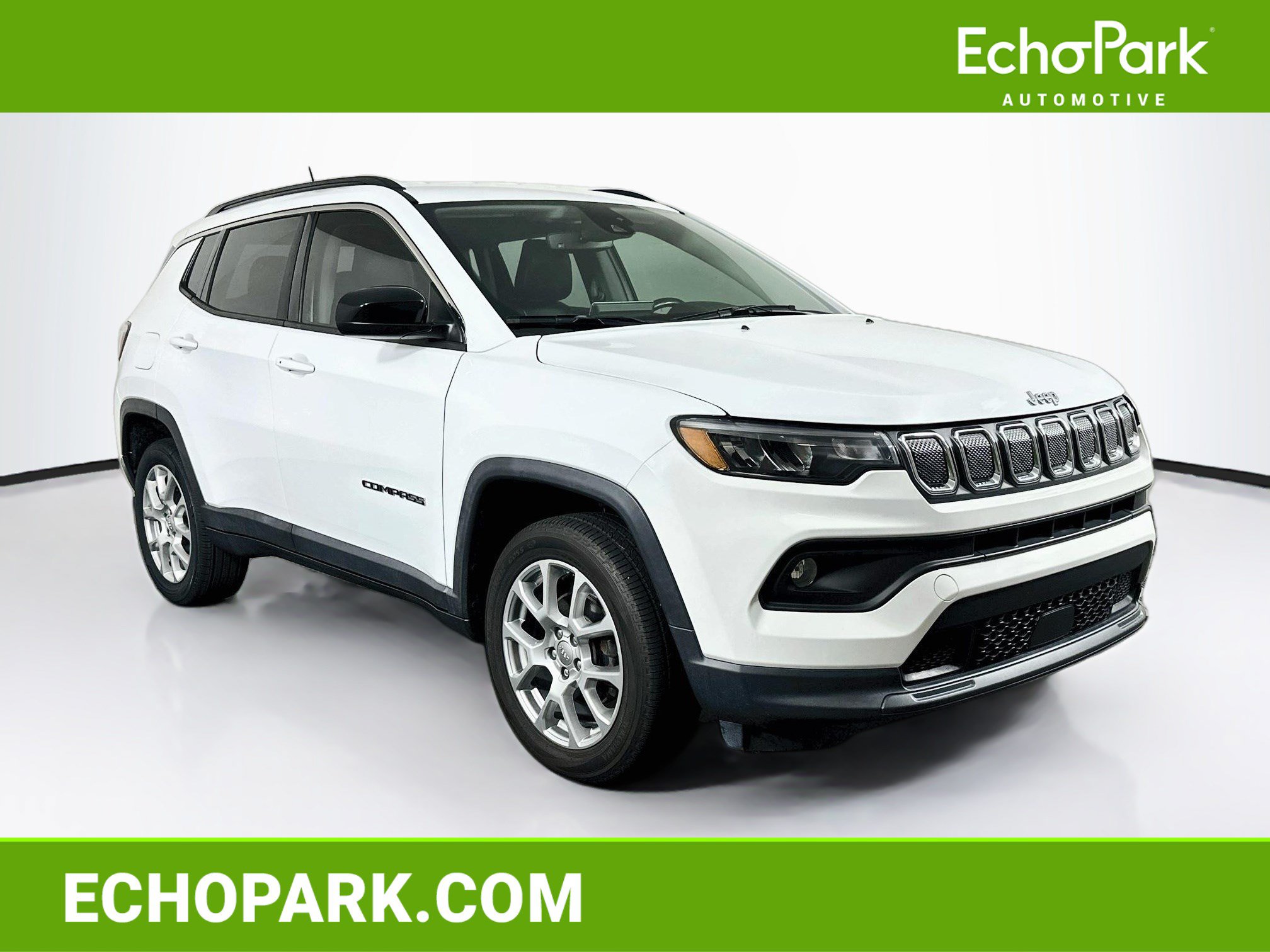 Used 2022 Jeep Compass Latitude AWD/4WD image 1