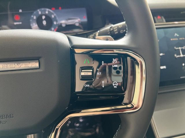 Used 2025 Land Rover Range Rover Evoque S image 30