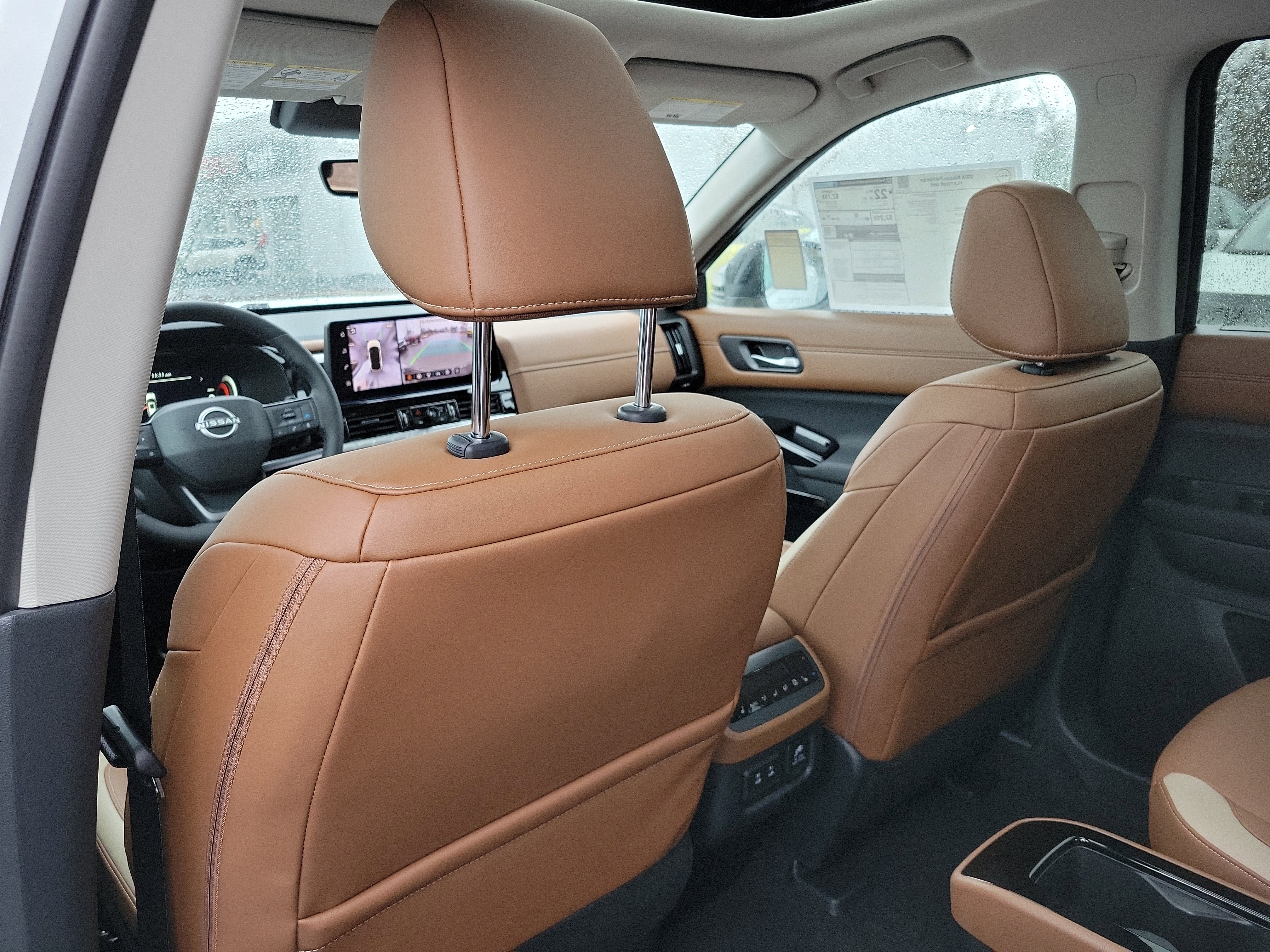 New 2026 Nissan Pathfinder Platinum image 28