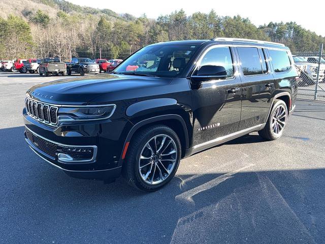 Used 2022 Jeep Wagoneer Series III w/ Premium Group I image 2