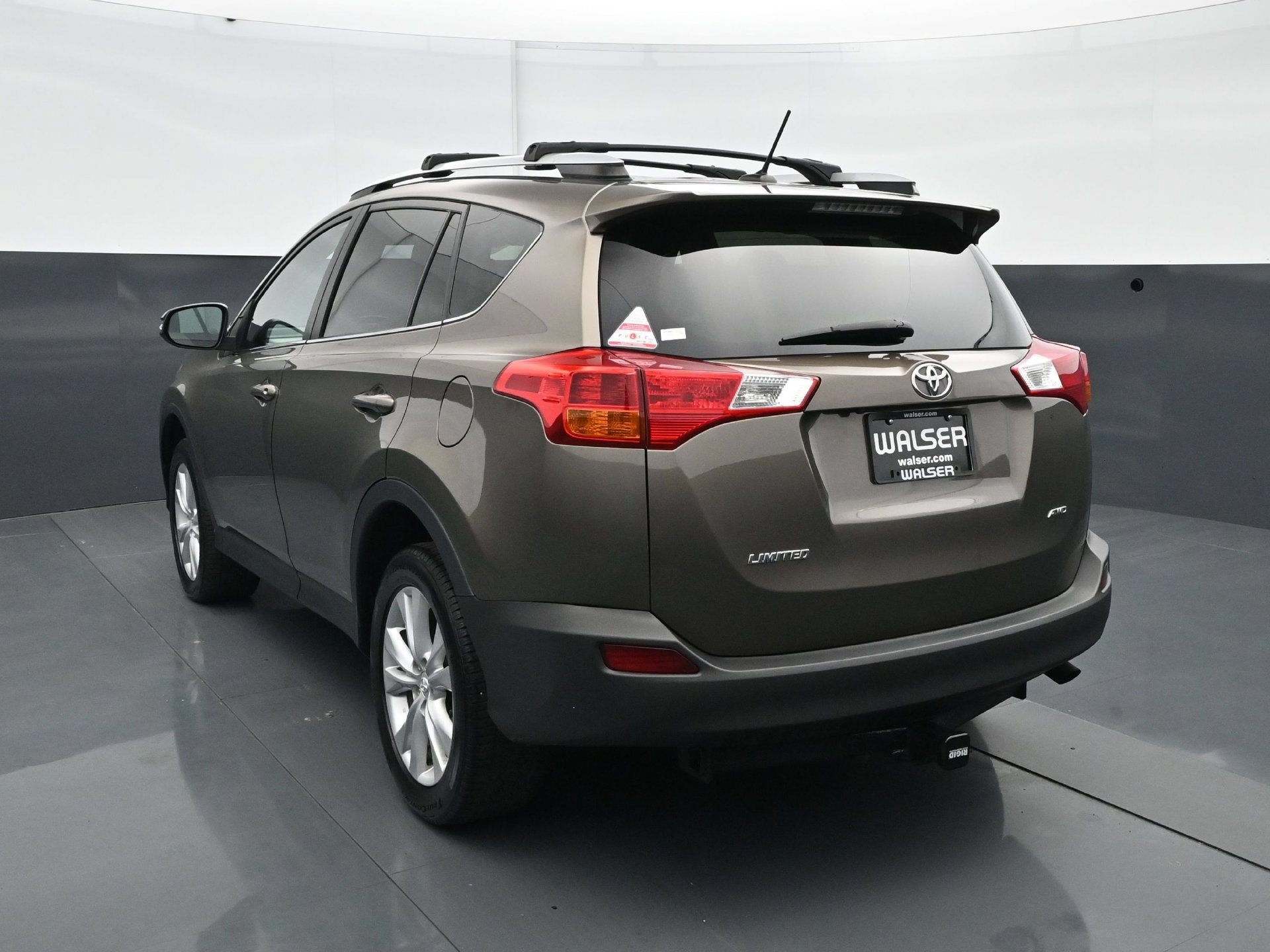 Used 2014 Toyota RAV4 Limited AWD/4WD image 4
