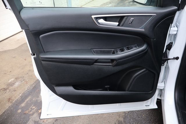 Used 2024 Ford Edge SEL image 16