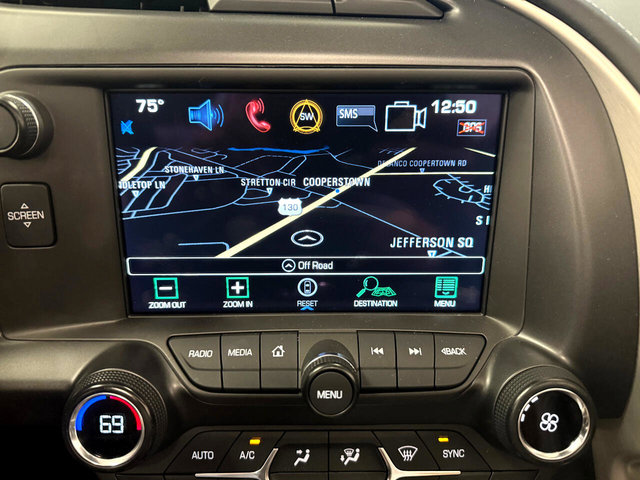 Used 2016 Chevrolet Corvette Z06 w/ 3LZ Preferred Equipment Group image 15