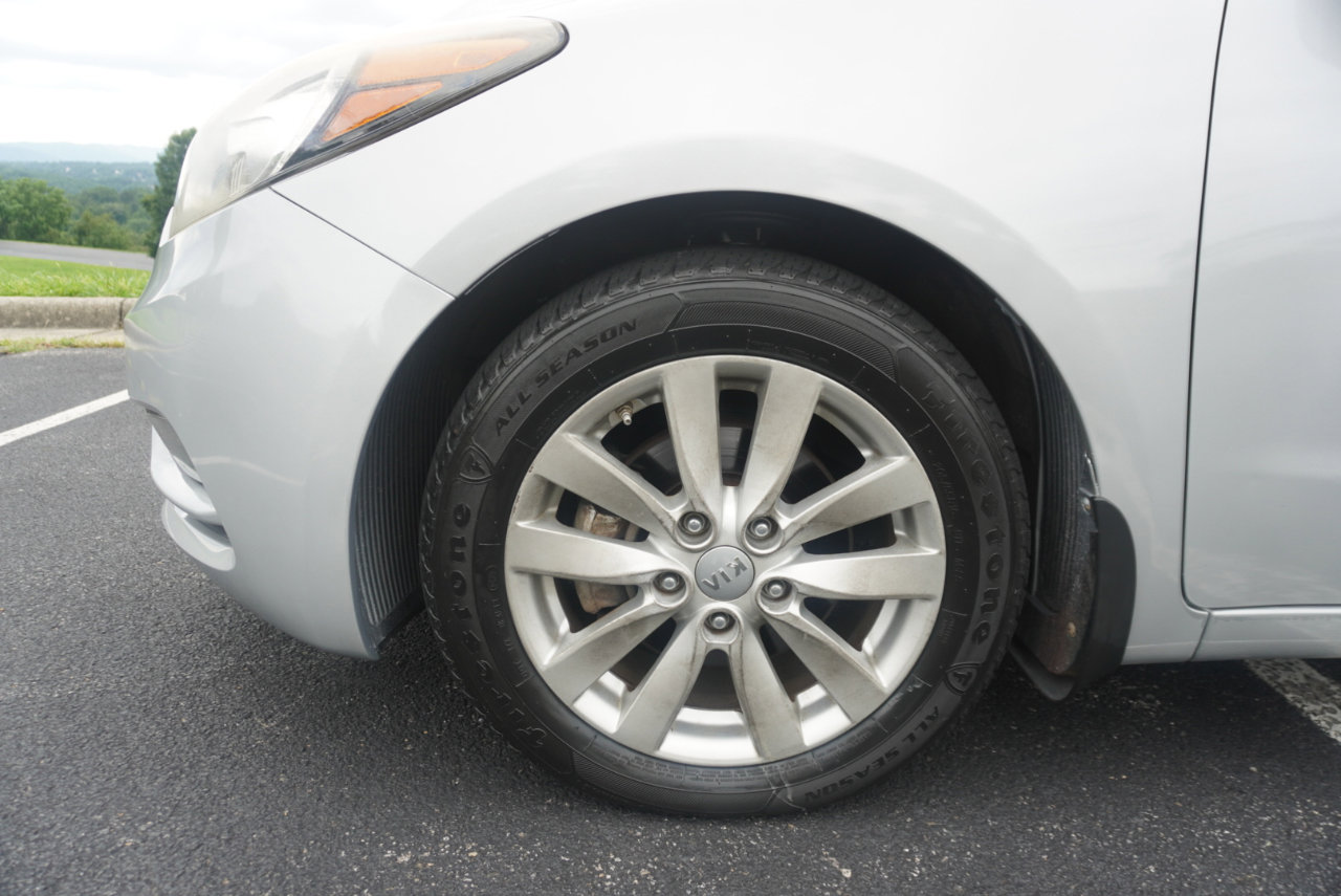 Used 2014 Kia Forte EX image 38