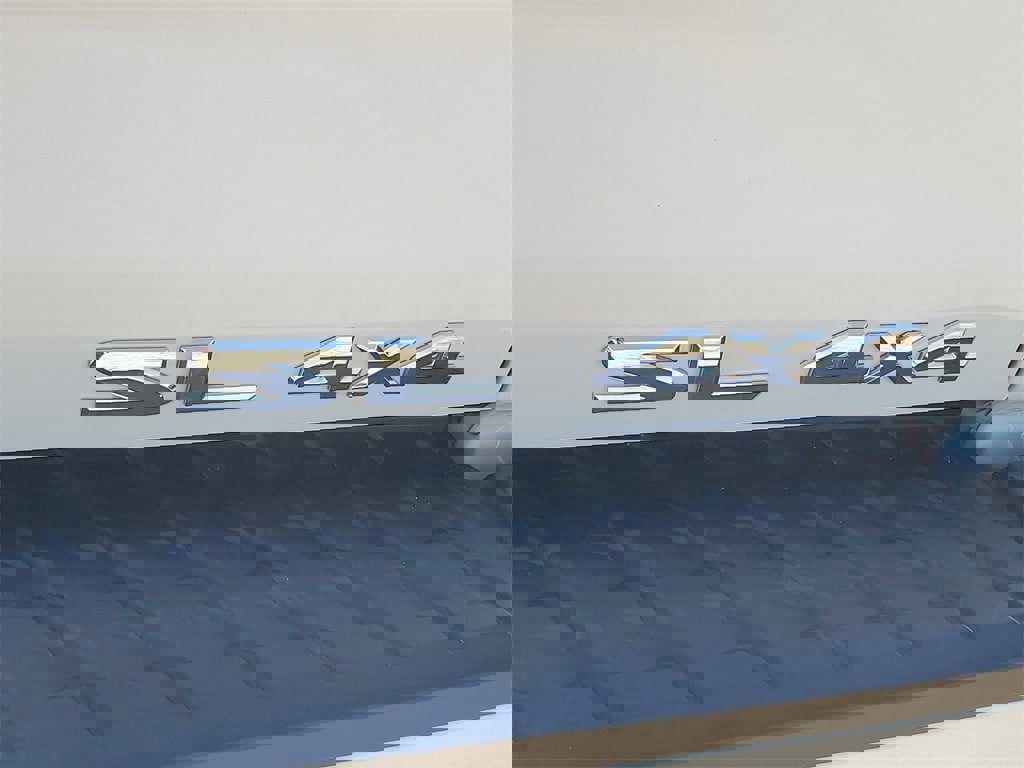 Used 2020 Nissan Titan SL w/ Moonroof Package image 31