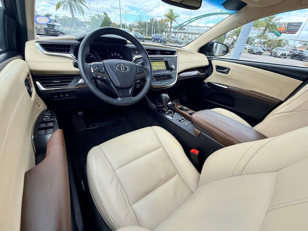 Used 2014 Toyota Avalon Limited image 21