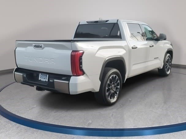 Used 2022 Toyota Tundra Limited image 5