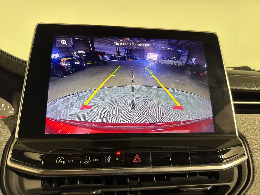 Used 2022 Jeep Compass Latitude w/ Sun and Sound Group image 32