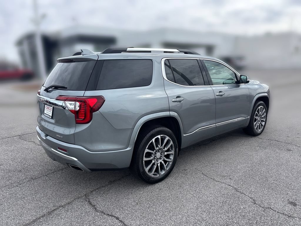 Used 2023 GMC Acadia Denali w/ Denali Ultimate Package AWD/4WD image 8