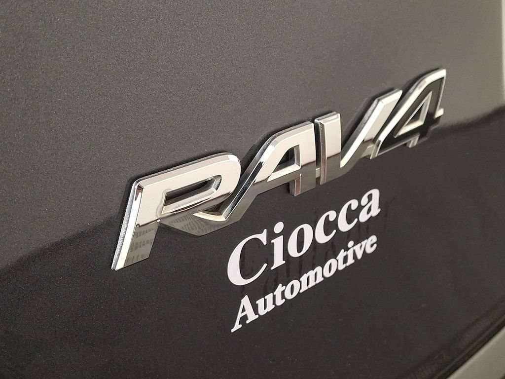 Used 2017 Toyota RAV4 XLE w/ Plus Special Value Package FWD image 30