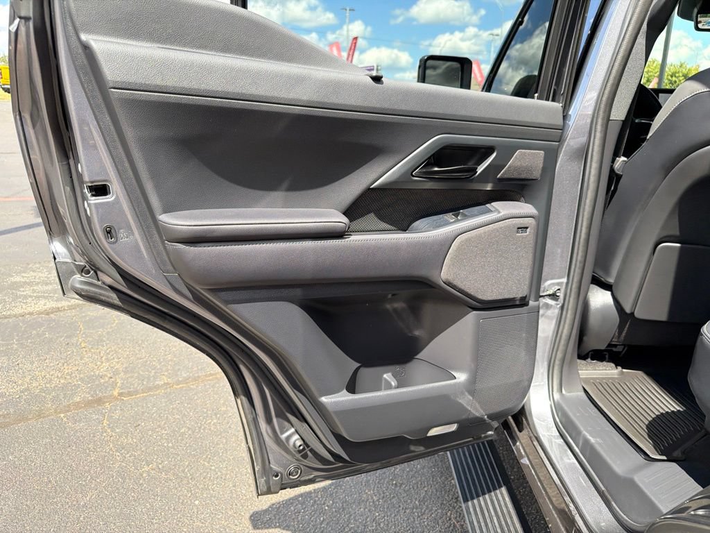 Used 2025 Lexus GX 550 AWD/4WD image 35