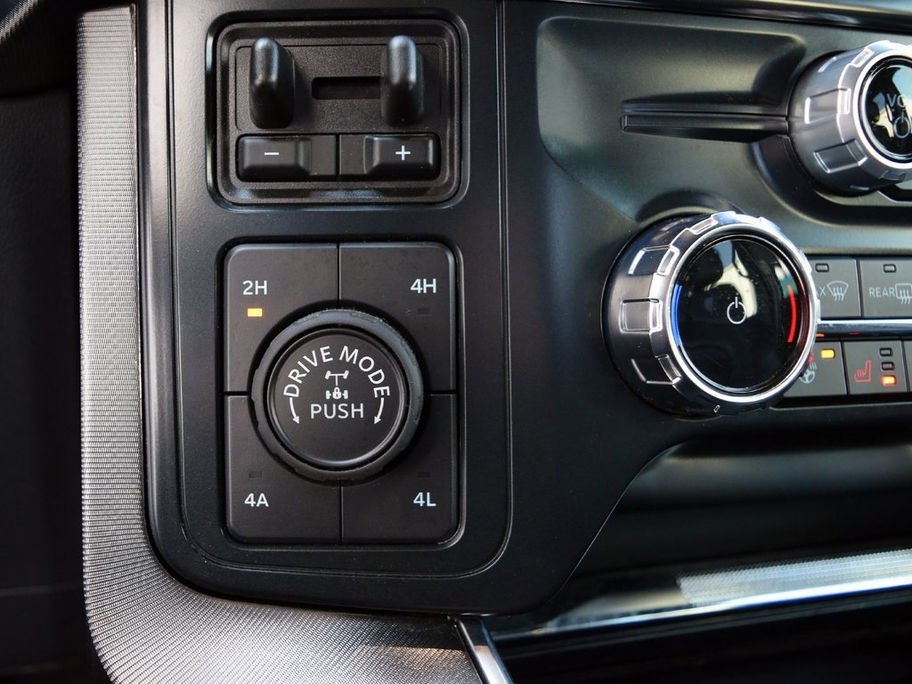 Used 2024 Ford F150 Platinum image 28