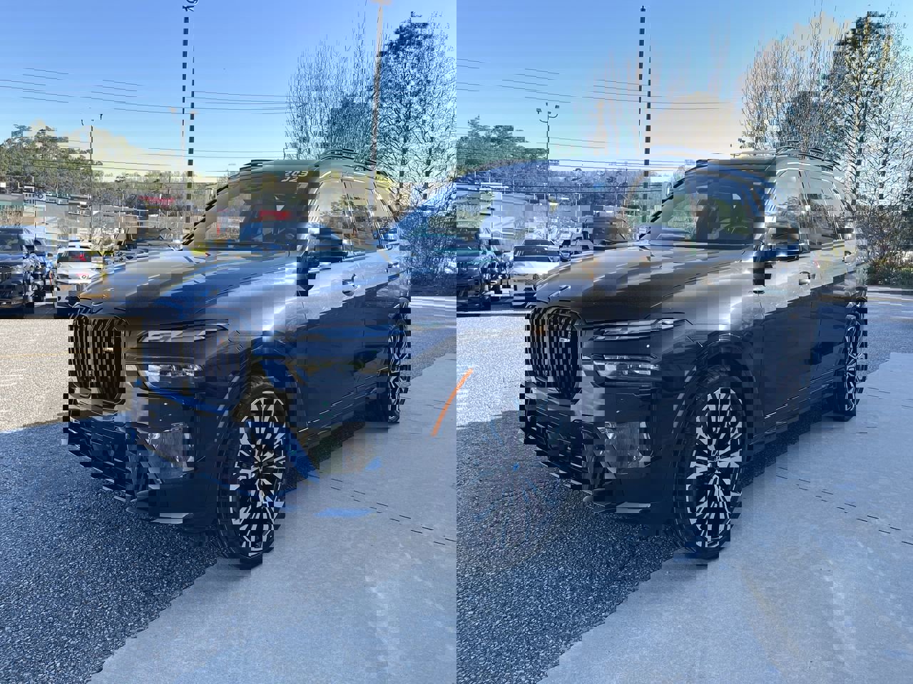 Certified 2023 BMW X7 M60i w/ Executive Package image 4