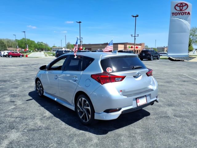 Used 2017 Toyota Corolla iM w/ Carpet Mat Package FWD image 3