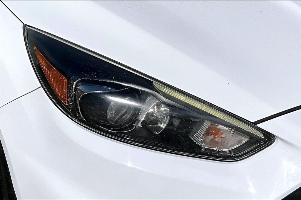 Used 2017 Ford Focus RS AWD/4WD image 30
