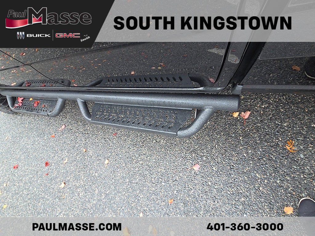 Used 2022 Chevrolet Colorado Z71 w/ Z71 Midnight Edition AWD/4WD image 10
