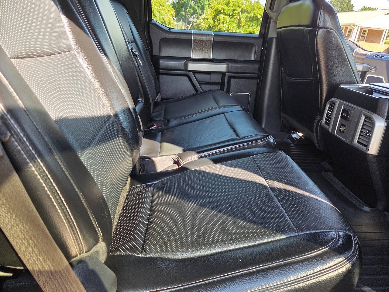 Used 2017 Ford F350 Lariat w/ Lariat Ultimate Package AWD/4WD image 12