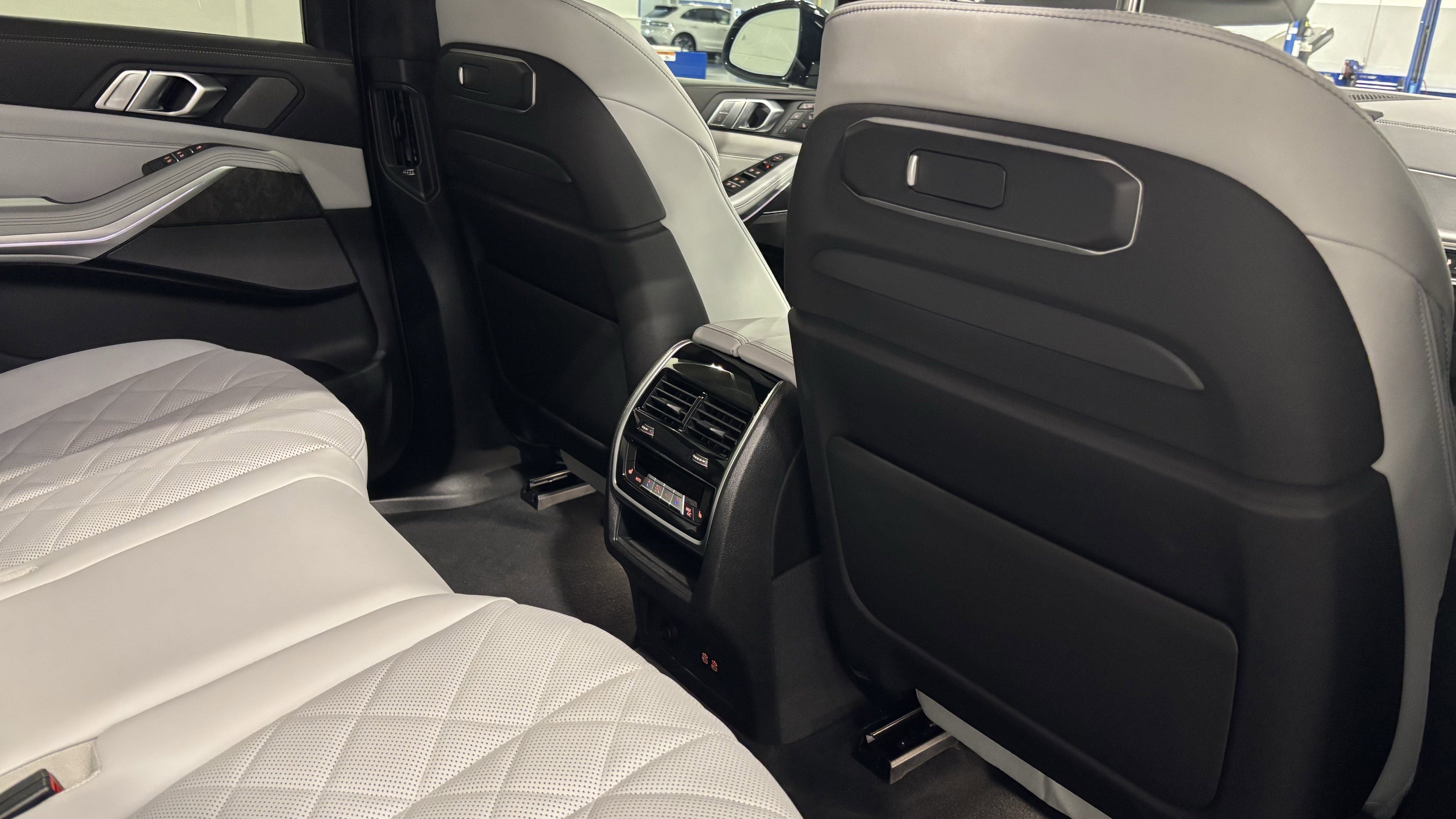 New 2026 BMW X7 xDrive40i w/ Executive Package AWD/4WD image 28