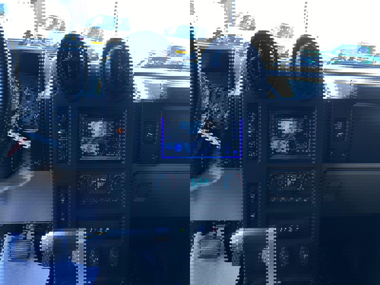 Used 2005 HUMMER H2 SUV w/ Preferred Equipment Group image 81