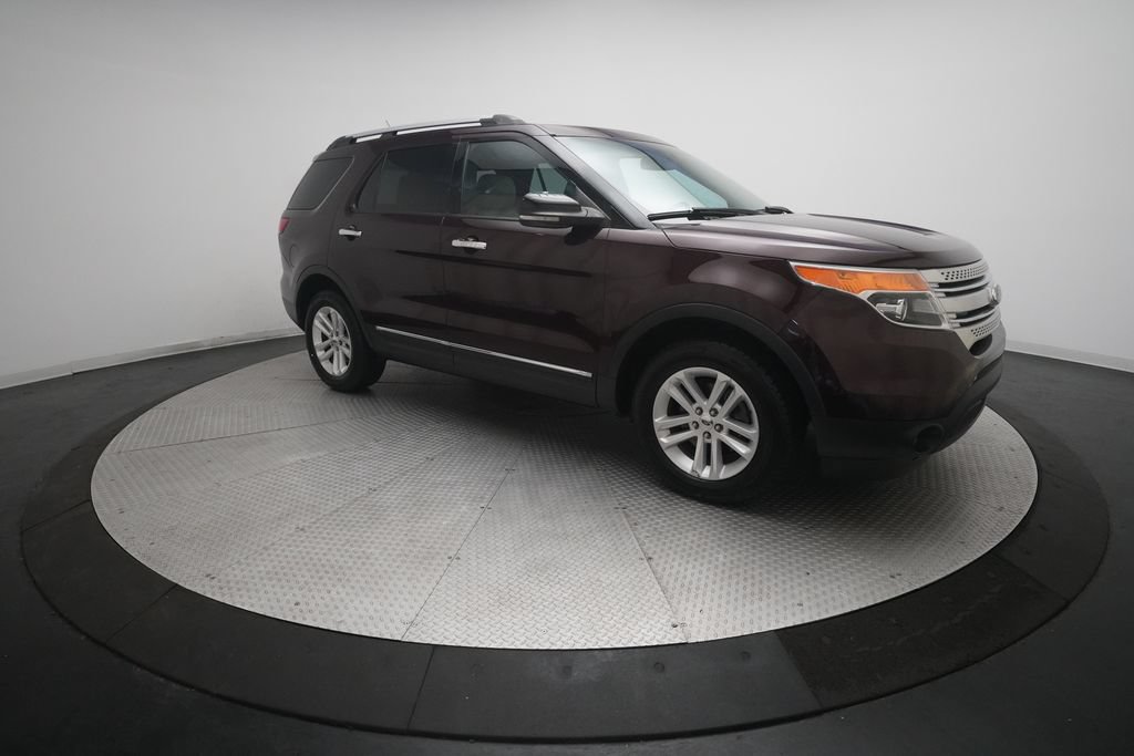 Used 2011 Ford Explorer XLT w/ 202A Rapid Spec Order Code AWD/4WD image 37