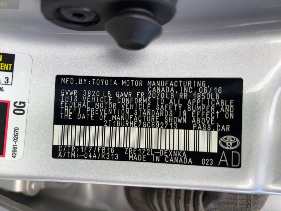 Used 2016 Toyota Corolla LE FWD image 34
