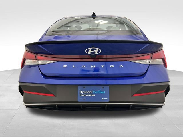 Certified 2025 Hyundai Elantra Sport FWD image 3