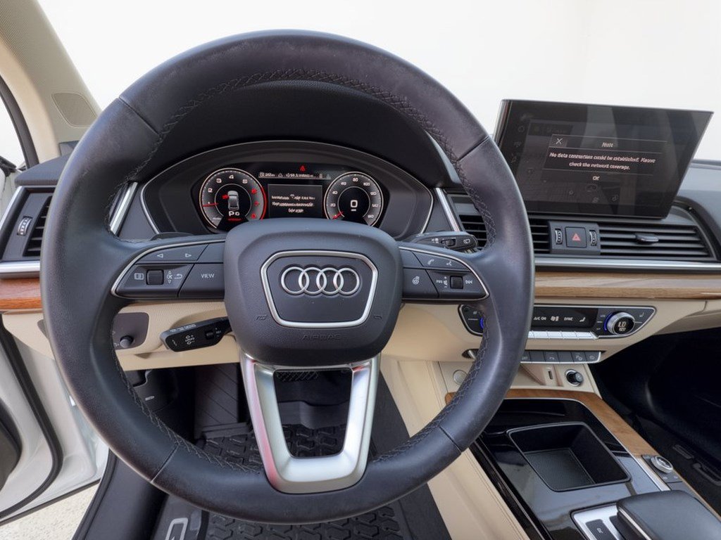 Used 2023 Audi Q5 2.0T Premium Plus w/ Premium Plus Package AWD/4WD image 10