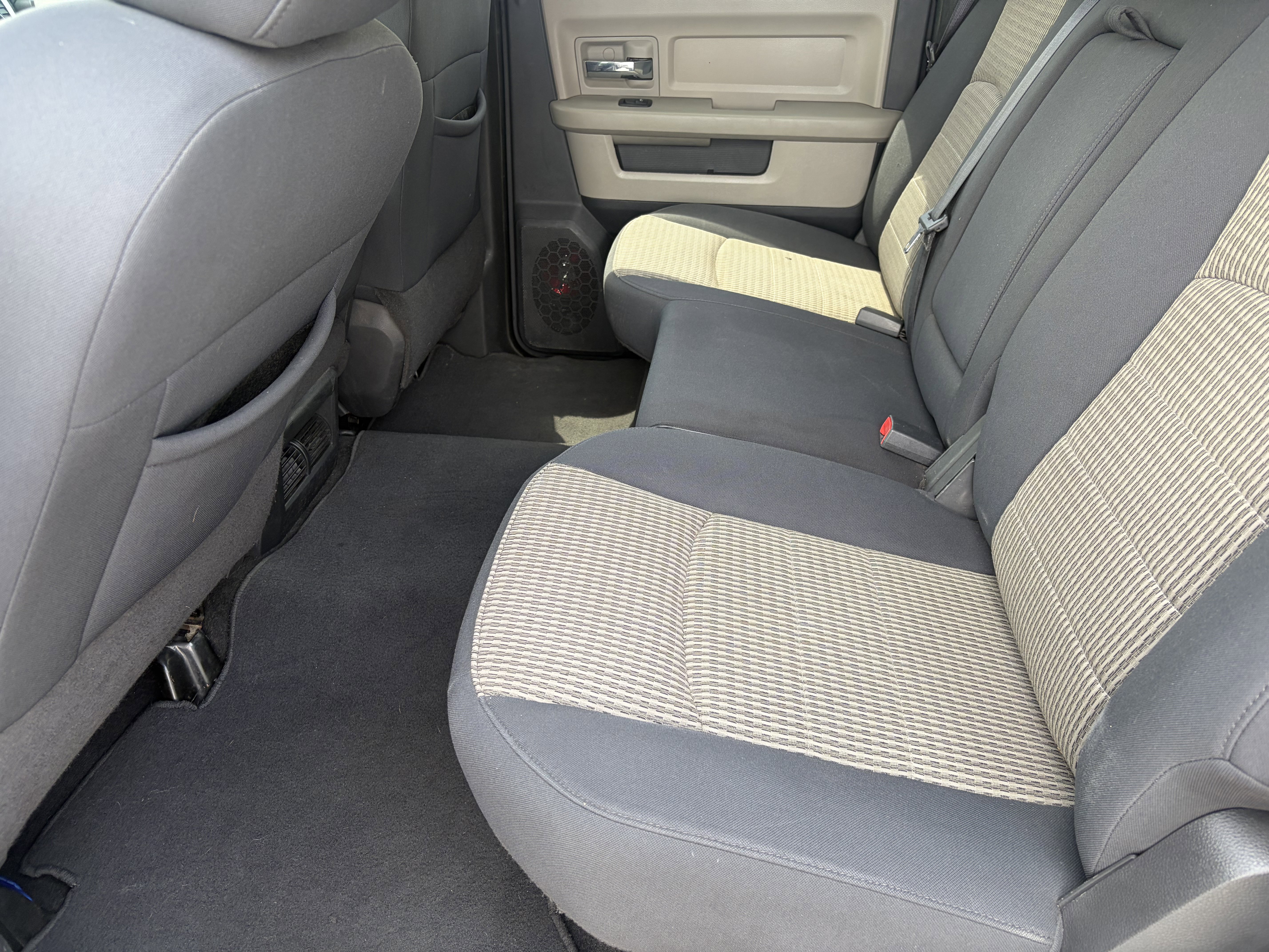 Used 2010 Dodge Ram 2500 Truck SLT w/ Lone Star Regional Pkg RWD image 14