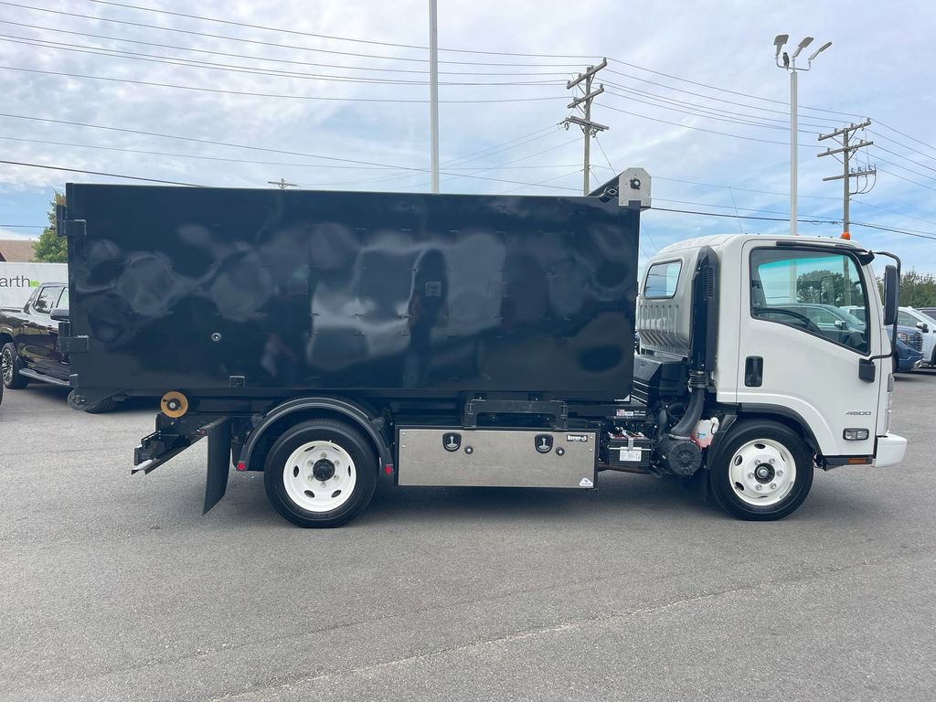Used 2024 Chevrolet Low Cab Forward RWD image 6