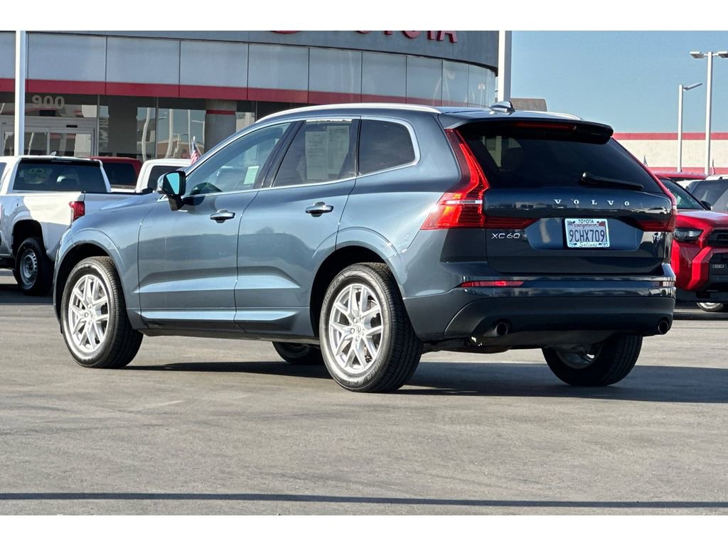 Used 2018 Volvo XC60 T5 Momentum image 6