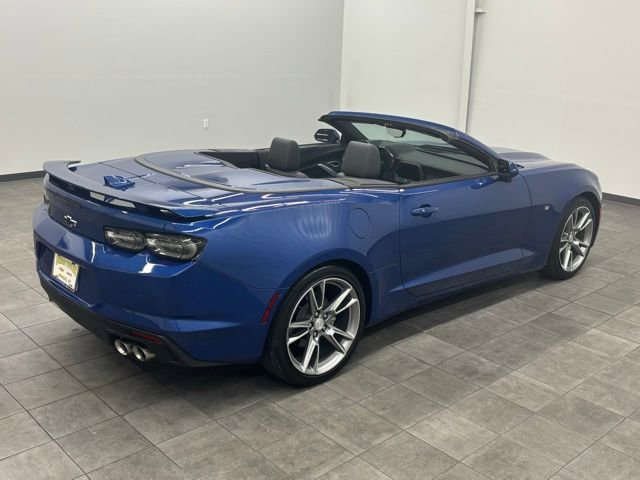Used 2024 Chevrolet Camaro LT w/ RS Package RWD image 8