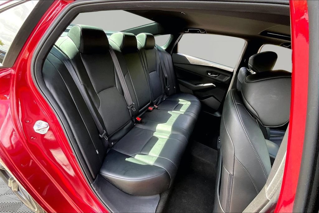 Used 2025 Honda Accord Sport image 19